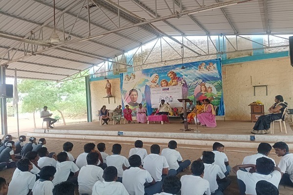 Tamil Mandram 8
